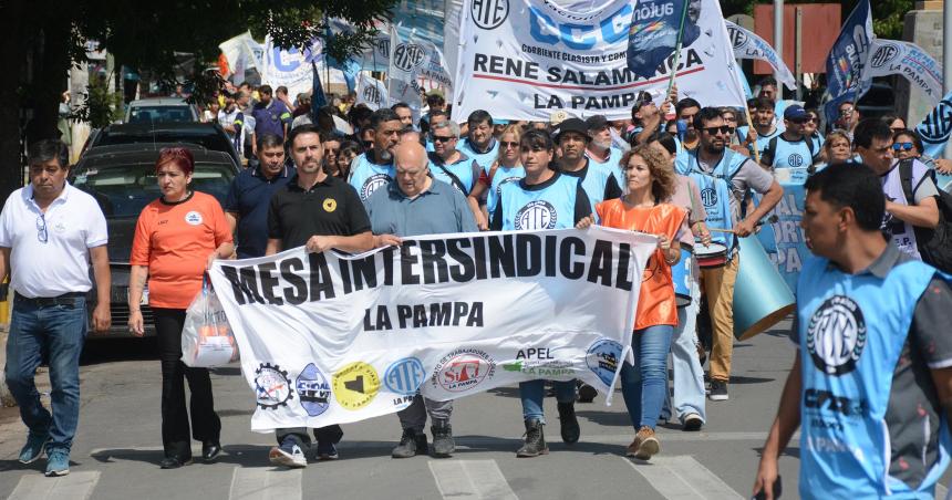 Bronca en la Intersindical con diputados que no dieron quorum