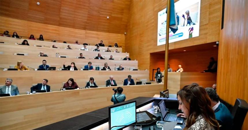 Coacuterdoba en alerta por el colapso penitenciario- aprueban la emergencia en las caacuterceles