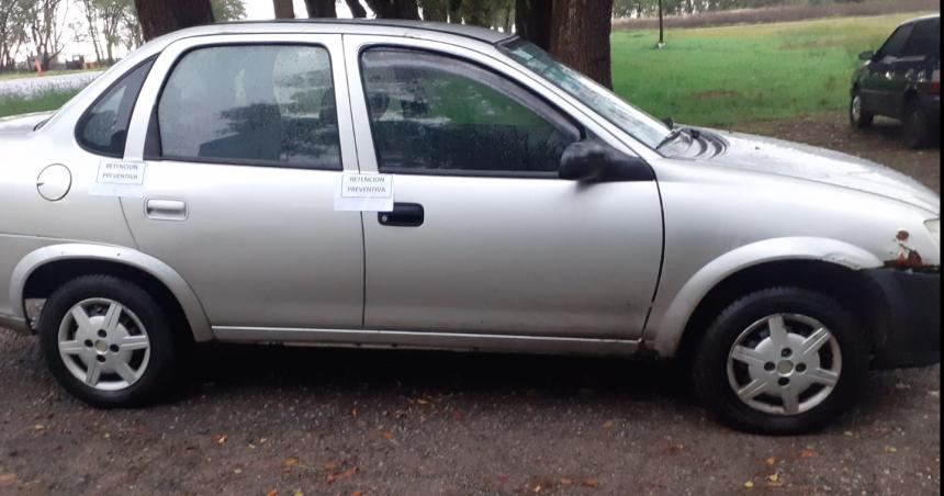 Recuperan un auto robado en el Puesto Caminero de Catriloacute
