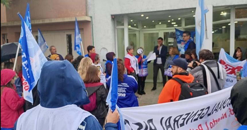 Docente condenada- el gobernador defendioacute la actuacioacuten del Ministerio 