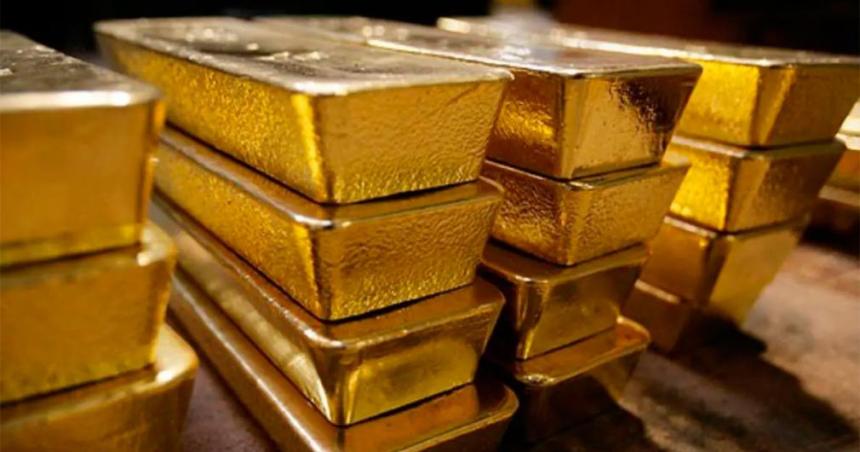 El oro alcanzoacute un nuevo reacutecord este mieacutercoles al superar los US3300 por onza