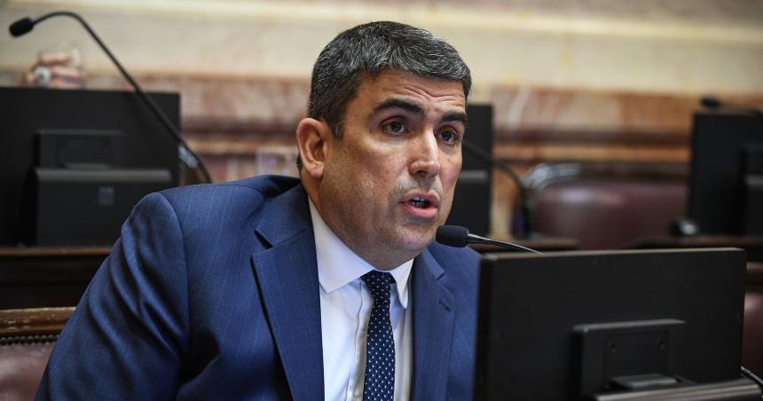 Bensusaacuten castigoacute la improvisacioacuten de Francos