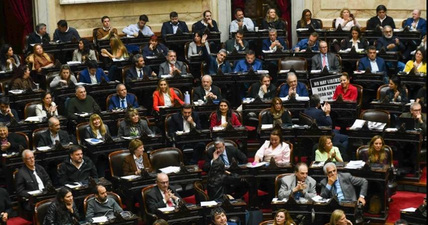 Diputados debatiraacuten la proacutexima semana un proyecto para bajar la edad de imputabilidad a 14 antildeos