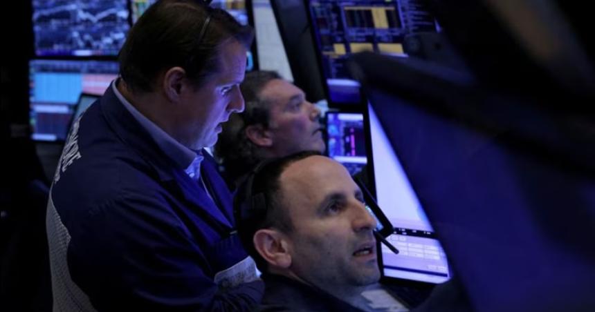 Las acciones argentinas avanzaron hasta 7-en-porciento- en Wall Street