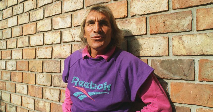 Adioacutes al Loco Hugo Gatti leyenda del fuacutetbol argentino
