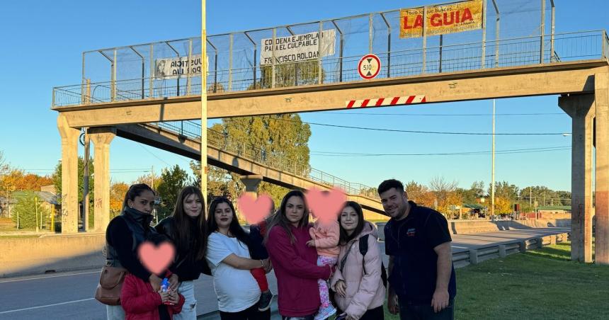 Colocaron pasacalles en memoria de Liacutea Falcoacuten y en reclamo de Justicia