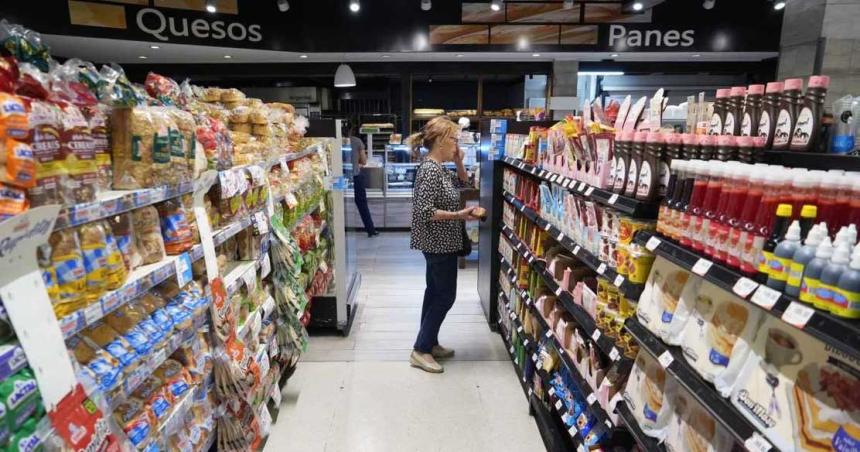 Leve repunte del consumo con sentildeales mixtas en las categoriacuteas clave