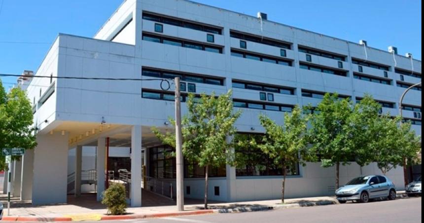 Detuvieron y formalizaron al hombre que apuntildealoacute a otro en el corazoacuten