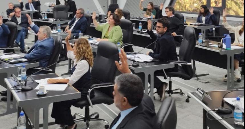 Diputados aproboacute las recategorizaciones de estatales