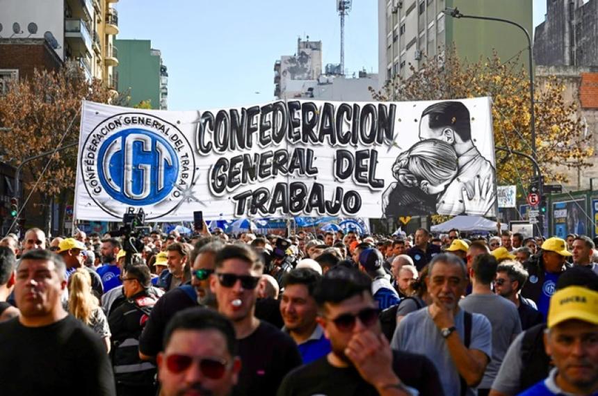 El Gobierno va rumbo a la destruccioacuten de la patria