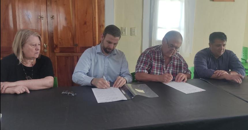 Estamos avanzando hacia una provincia maacutes moderna maacutes eficiente y maacutes linda