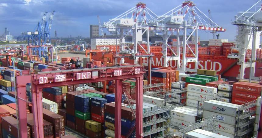 Caputo anuncioacute que se eliminaraacuten los derechos de exportacioacuten a productos industriales