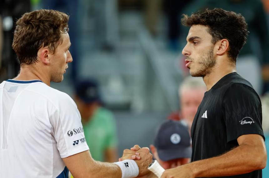 Ceruacutendolo quedoacute eliminado en el Masters 1000 de Madrid