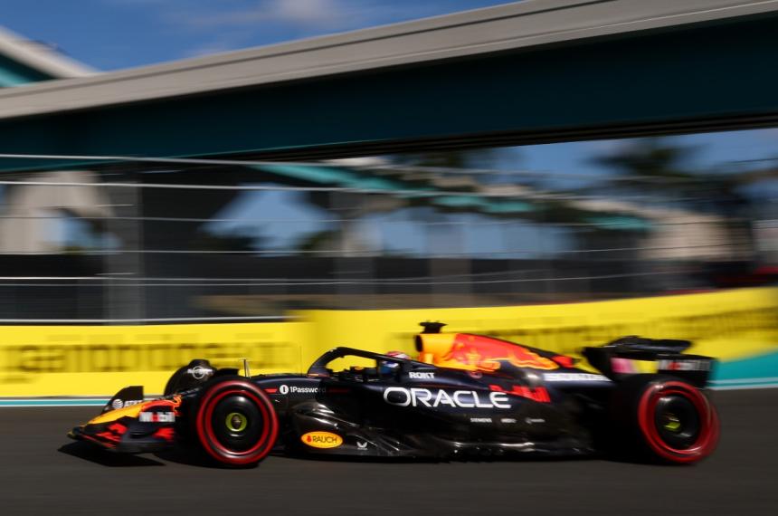 Verstappen largaraacute desde la pole