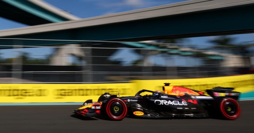 Verstappen largaraacute desde la pole