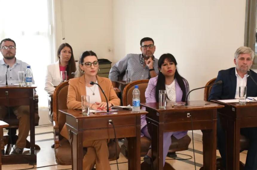 El desafiacuteo de di Naacutepoli tensiona al bloque oficialista en el Concejo