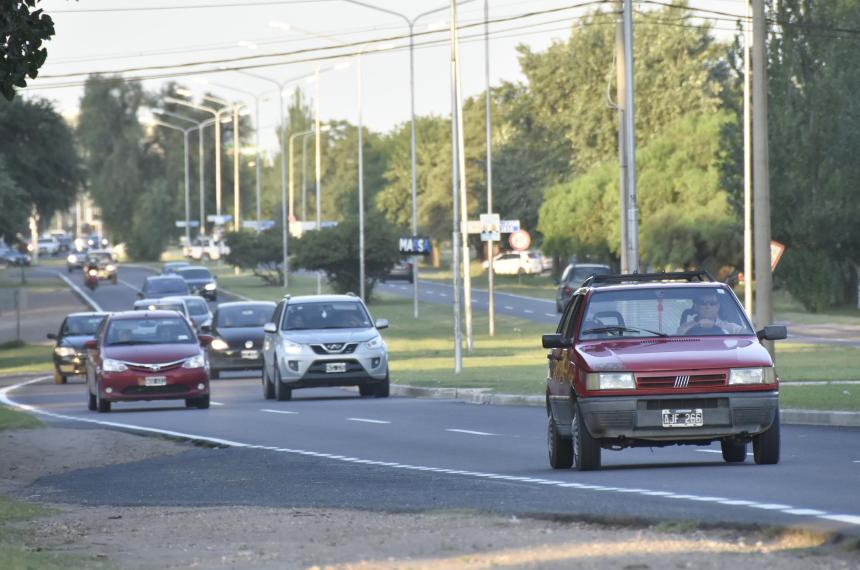 Ranking de patentes- 729600 al antildeo por tener un auto en La Pampa