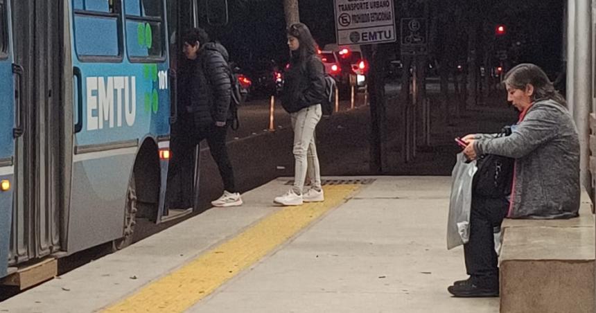 El paro de la UTA afecta a servicios del EMTU Corpico y Transur