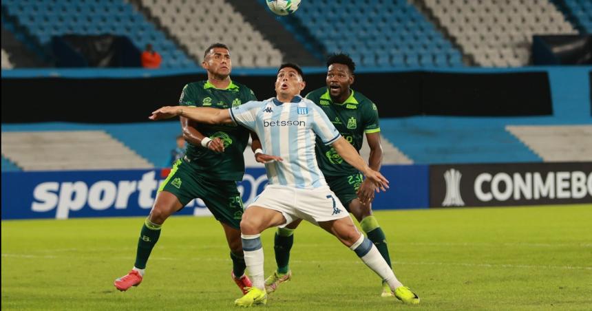 Racing se la juega