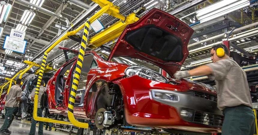 La produccioacuten automotriz crecioacute 94-en-porciento- en abril