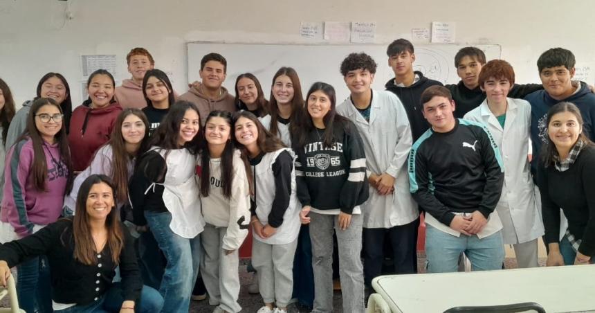 Nuevas voces juveniles para el cooperativismo en La Maruja