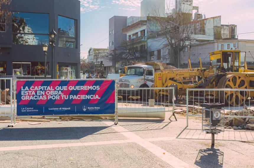Abren dos pasos de circulacioacuten en la obra de la semipeatonal