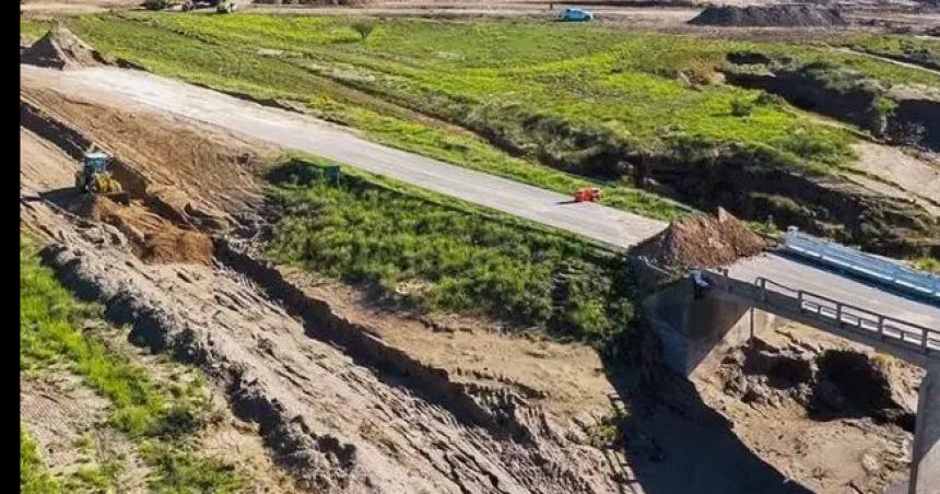 Sigue cortada la ruta 35 hacia Bahiacutea Blanca