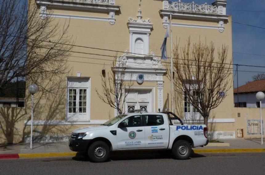 Con un cuento del tiacuteo se llevaron 10 mil doacutelares en Luiggi