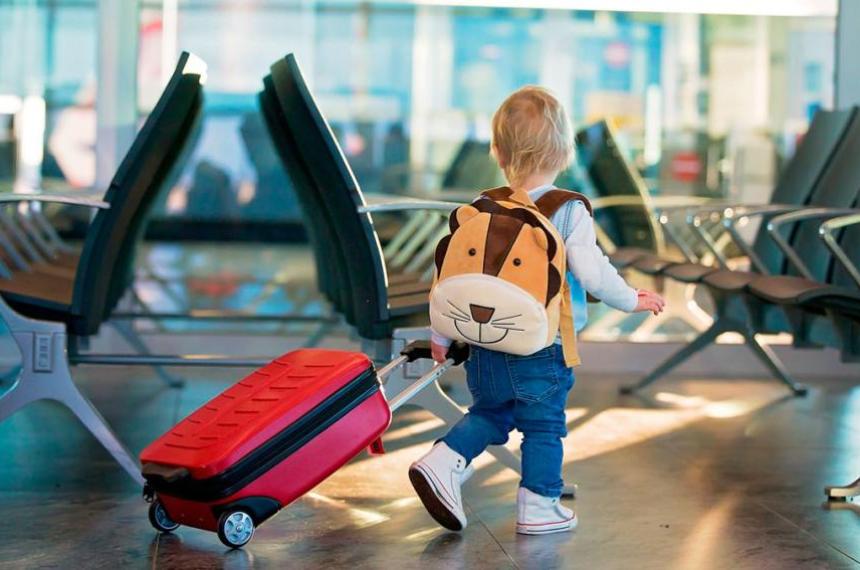 Autorizacioacuten de viaje para menores- el Gobierno implementoacute un nuevo sistema digital con mayores controles