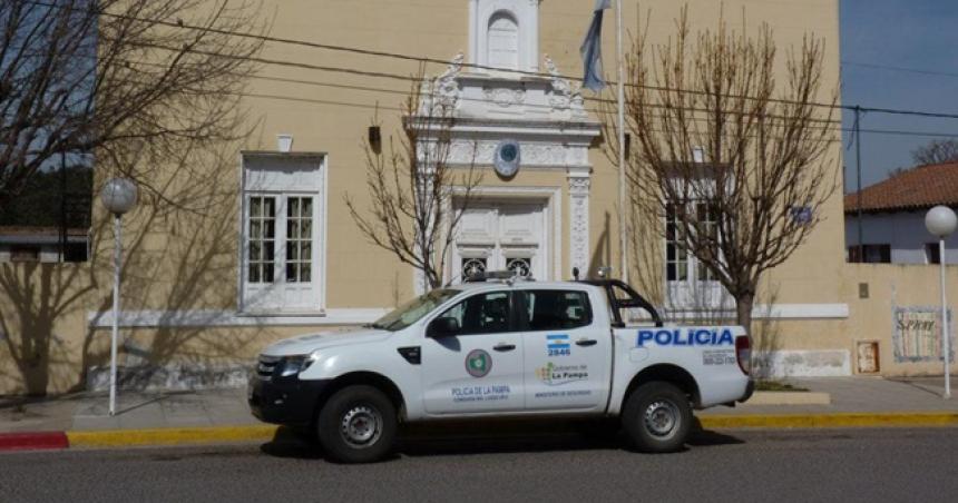 Con un cuento del tiacuteo se llevaron 10 mil doacutelares en Luiggi