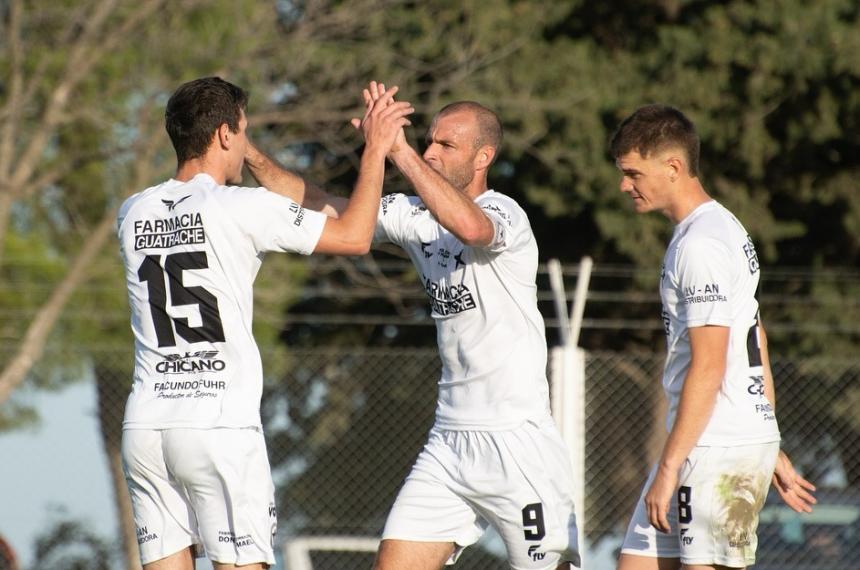 Pampero y Bernasconi lideran sus zonas
