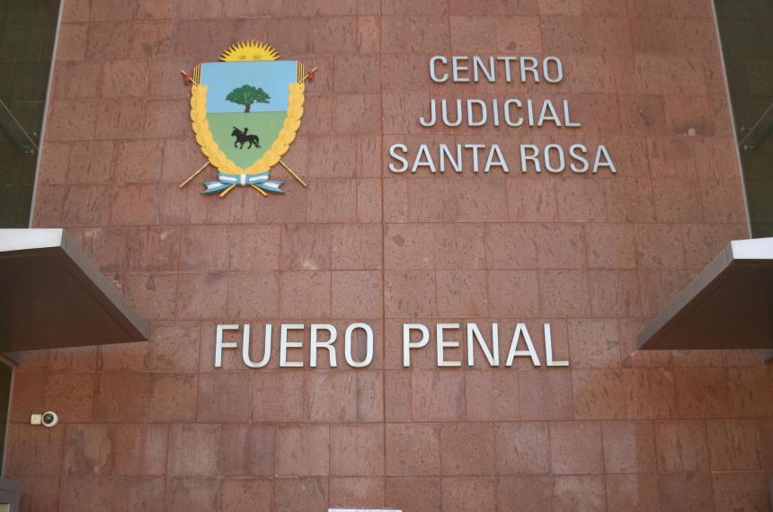Anulan fallo que aplicaba el reacutegimen de adolescentes a un imputado mayor de edad