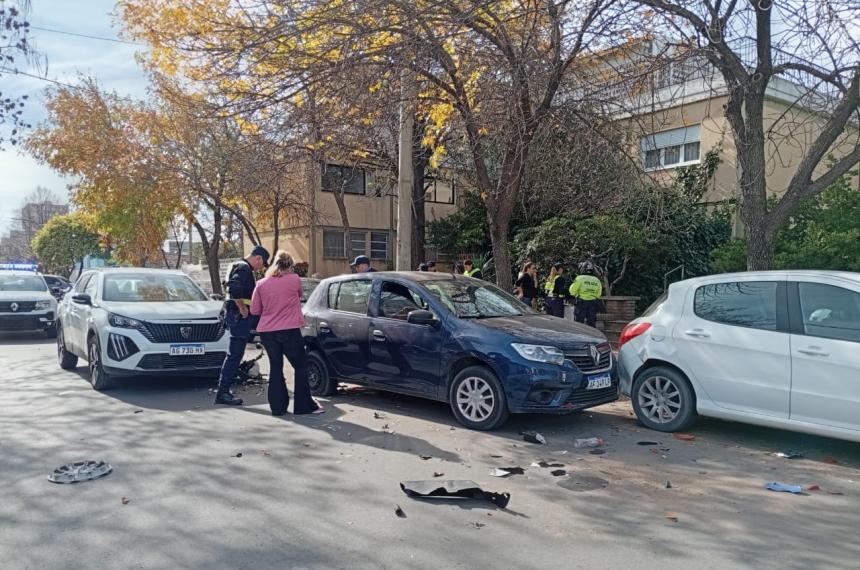 Otros tres accidentes en Santa Rosa entre ellos un fuerte choque en cadena