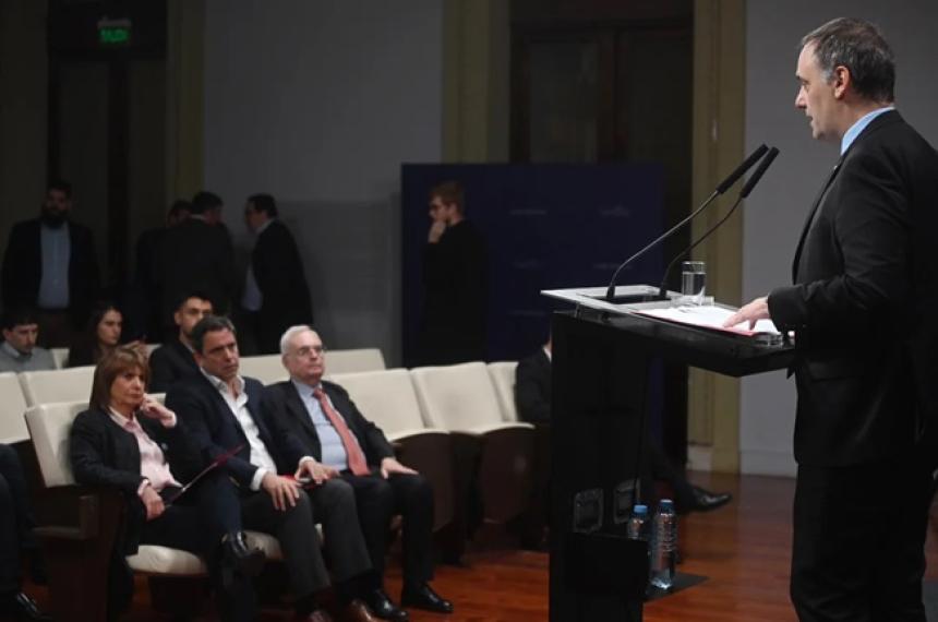 El Gobierno anuncioacute una reforma migratoria