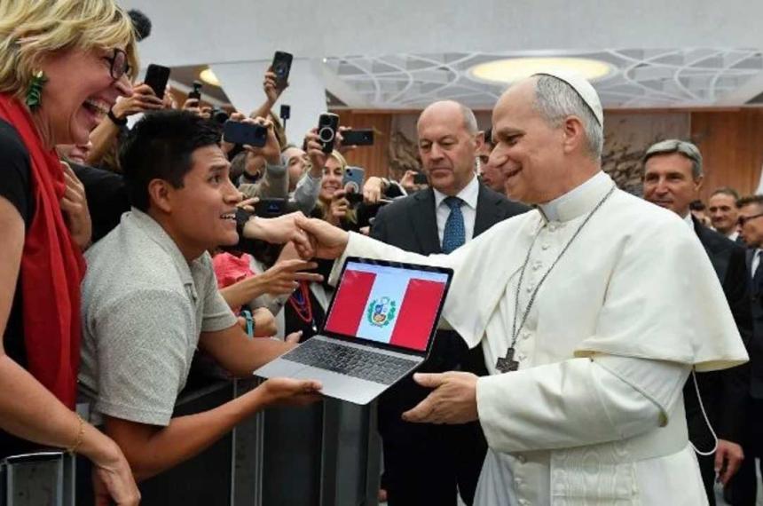 El Vaticano enviaraacute a la Argentina a su primera misioacuten oficial del nuevo Papa