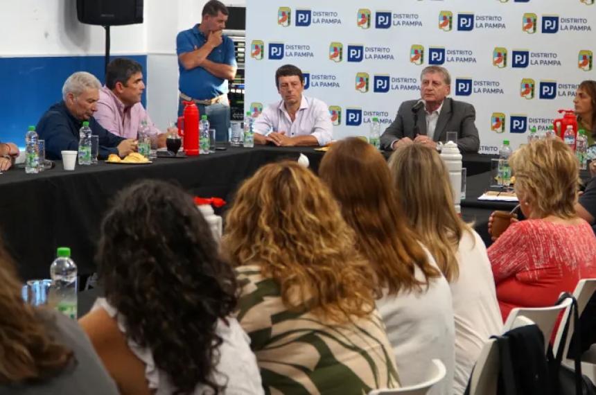 El Consejo del PJ se reuacutene para analizar y dar respuesta a la jugada poliacutetica de di Naacutepoli