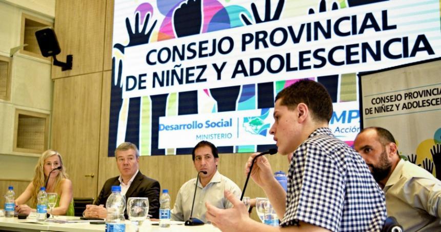El Consejo de Nintildeez estaacute desfinanciado