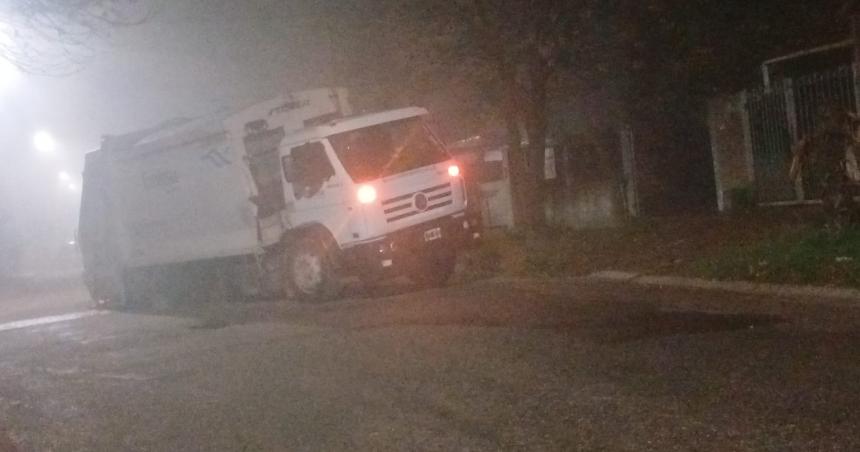 Otro camioacuten del EMHSU cayoacute a un nuevo pozo