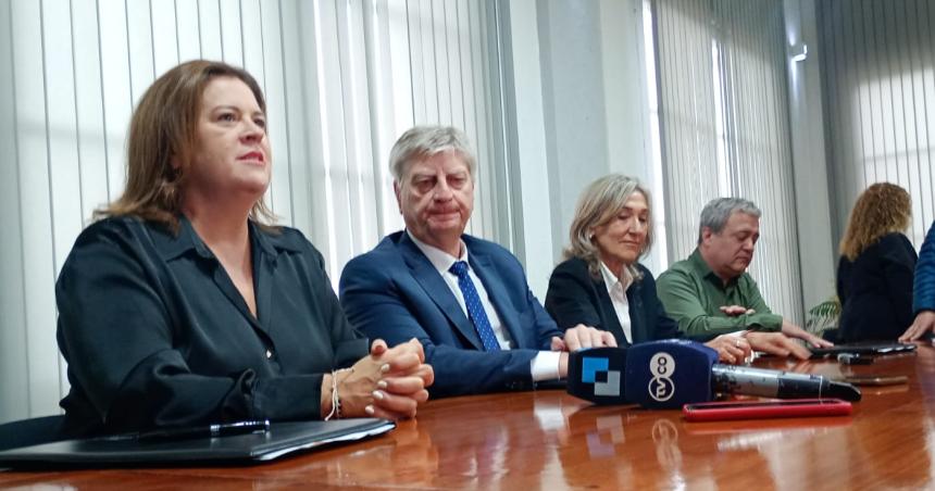 En el tema partidario el gran objetivo es octubre