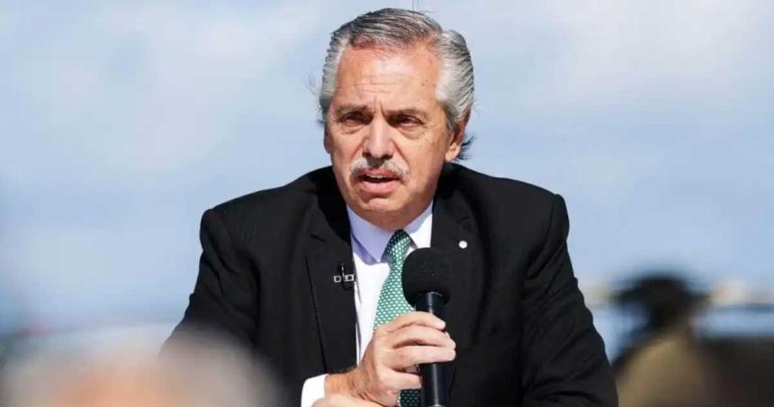 Causa seguros- Alberto Fernaacutendez le facturoacute al broker Martiacutenez Sosa durante maacutes de 9 antildeos