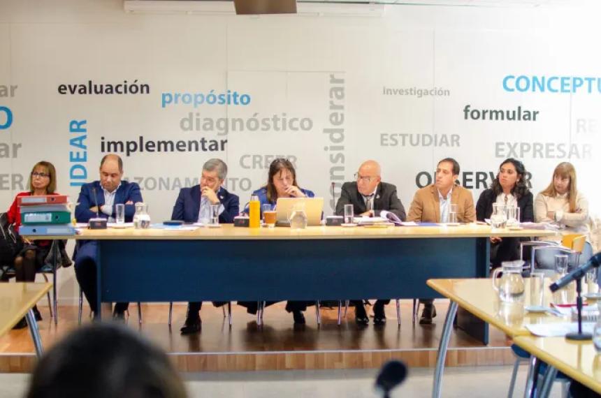 El Tribunal de Cuentas cuestionoacute el viacutenculo entre una funcionaria y una fundacioacuten
