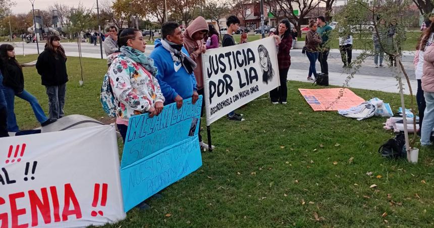Pedido de justicia por Liacutea Falcoacuten en el Parque Lineal