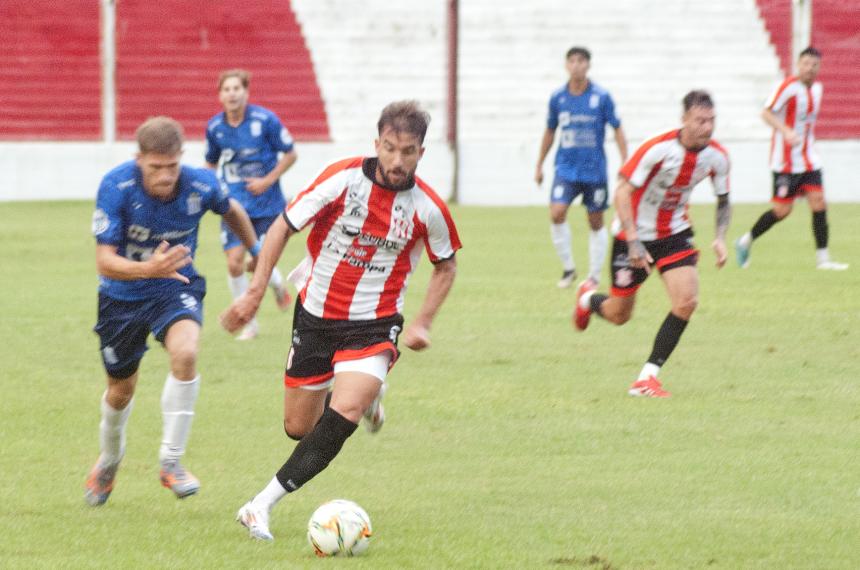 Costa visita a Universitario en San Luis