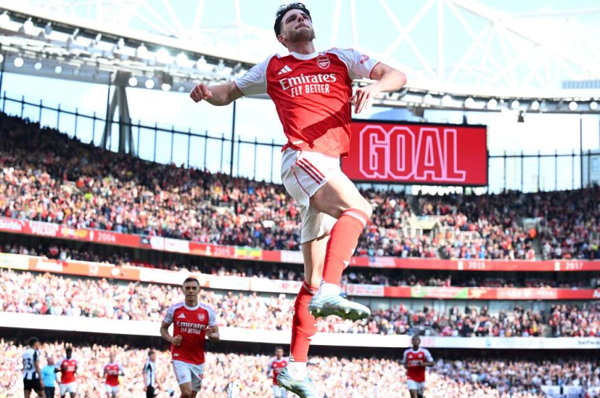 Arsenal vencioacute al Newcastle y aseguroacute su lugar en la Champions