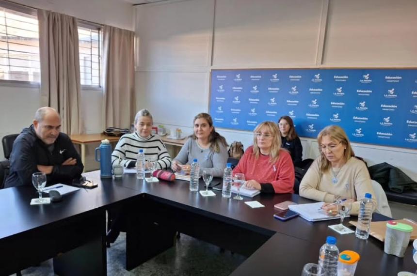 El Gobierno mejoroacute la oferta salarial en la paritaria- los gremios piden maacutes