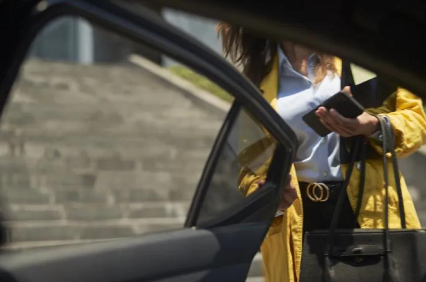 La UCR quiere regular Uber en Santa Rosa- condiciones prohibiciones y multas
