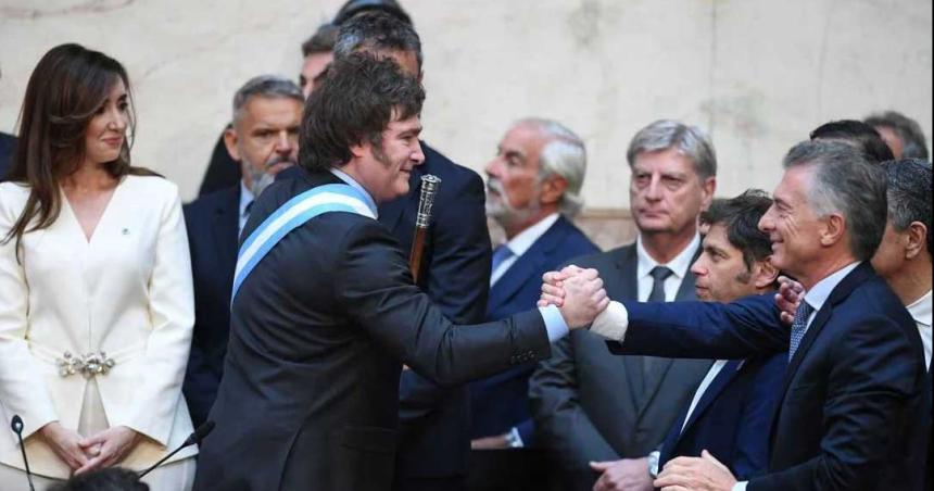 iquestReconciliacioacuten en puerta Macri felicitoacute a Milei por la eleccioacuten en CABA