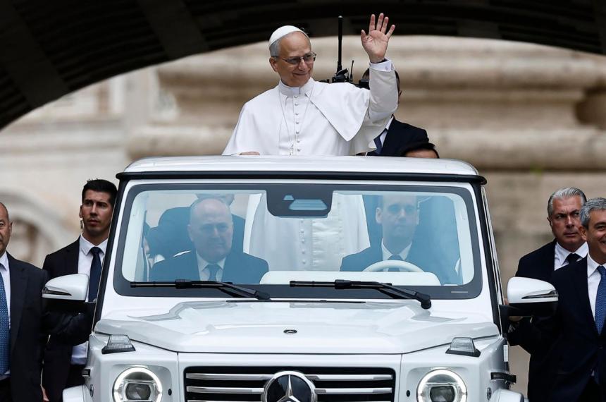 Vuelve el lujo al Vaticano- el Papa Leoacuten XIV eligioacute vivir en una mansioacuten de 2000 millones de doacutelares y se distancioacute de Francisco