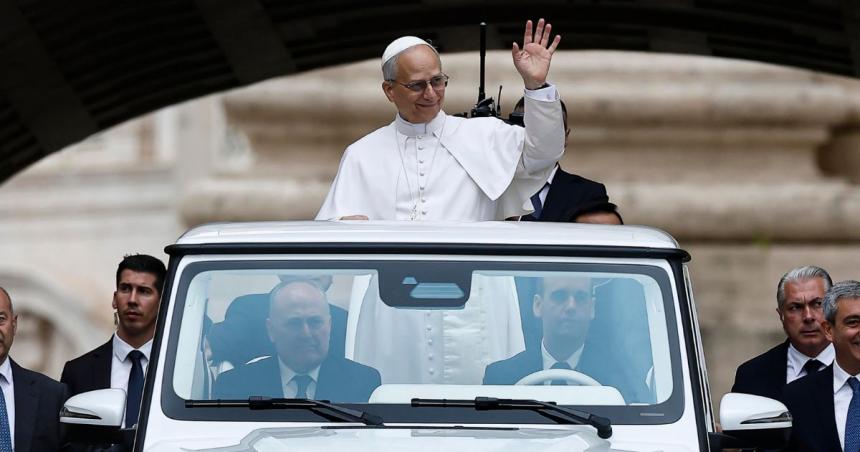 Vuelve el lujo al Vaticano- el Papa Leoacuten XIV eligioacute vivir en una mansioacuten de 2000 millones de doacutelares y se distancioacute de Francisco