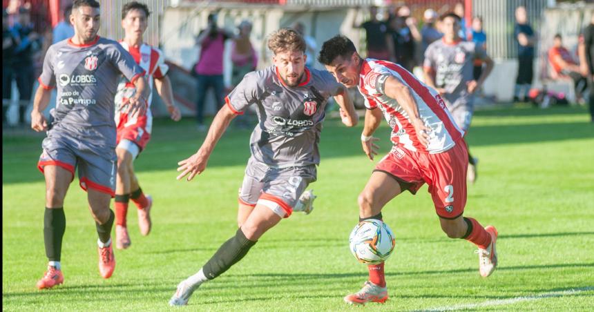 Costa ganoacute y quedoacute a un punto del liacuteder